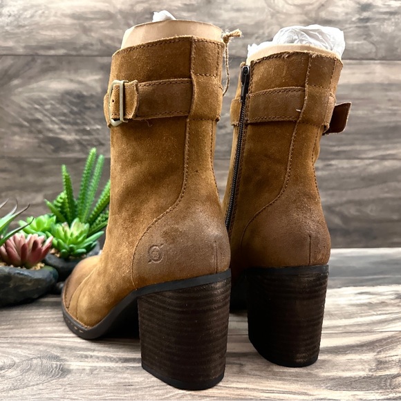 NIB Born Cass Block Heel Lace Up Distressed Suede Ankle Combat Boots Rust - Picture 8 of 13